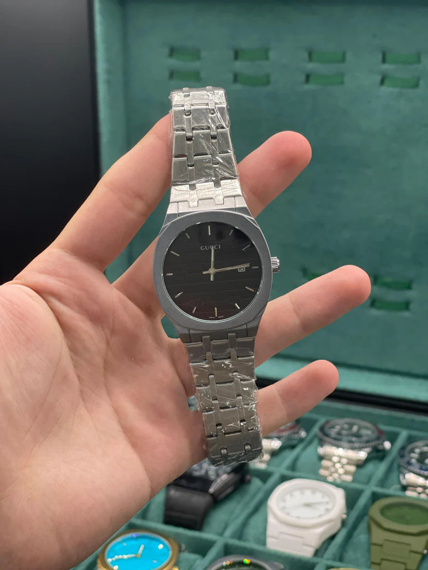 GUCI Silver Stainless Steel Black Textured Dial Luxury Watch – Sport Edition