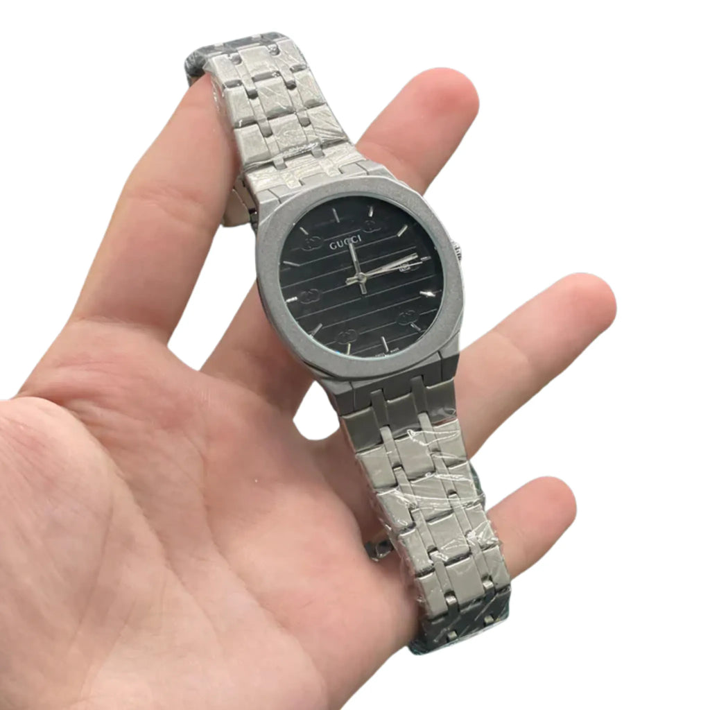 GUCI Silver Stainless Steel Black Textured Dial Luxury Watch – Sport Edition