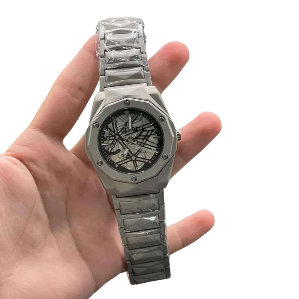 HB Silver Chain Diamond Cut Black Dial Watch – Luxury Sport Edition