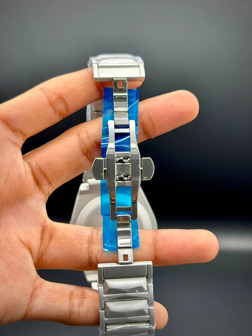 HB Silver Chain Gray Unique Dial Watch – Modern Elegant Edition